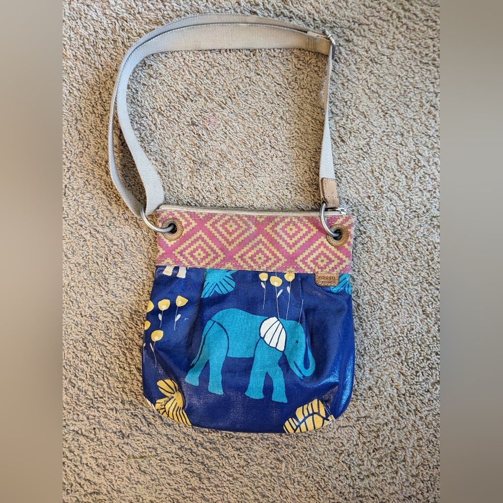 Fossil purse